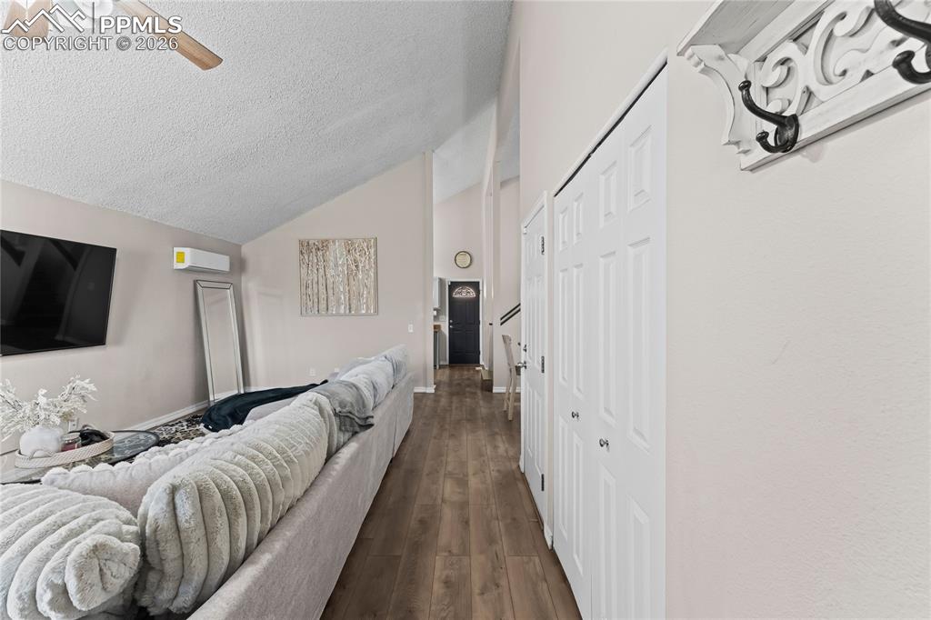 Image 2 of 32: Living Room