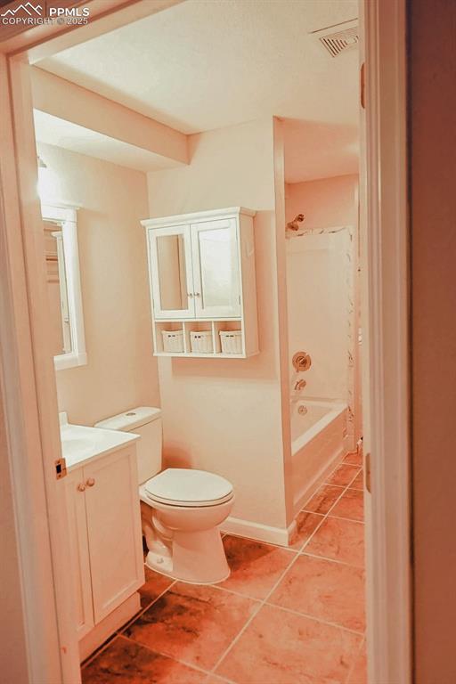 Image 24 of 38: Basement Full Bathroom
