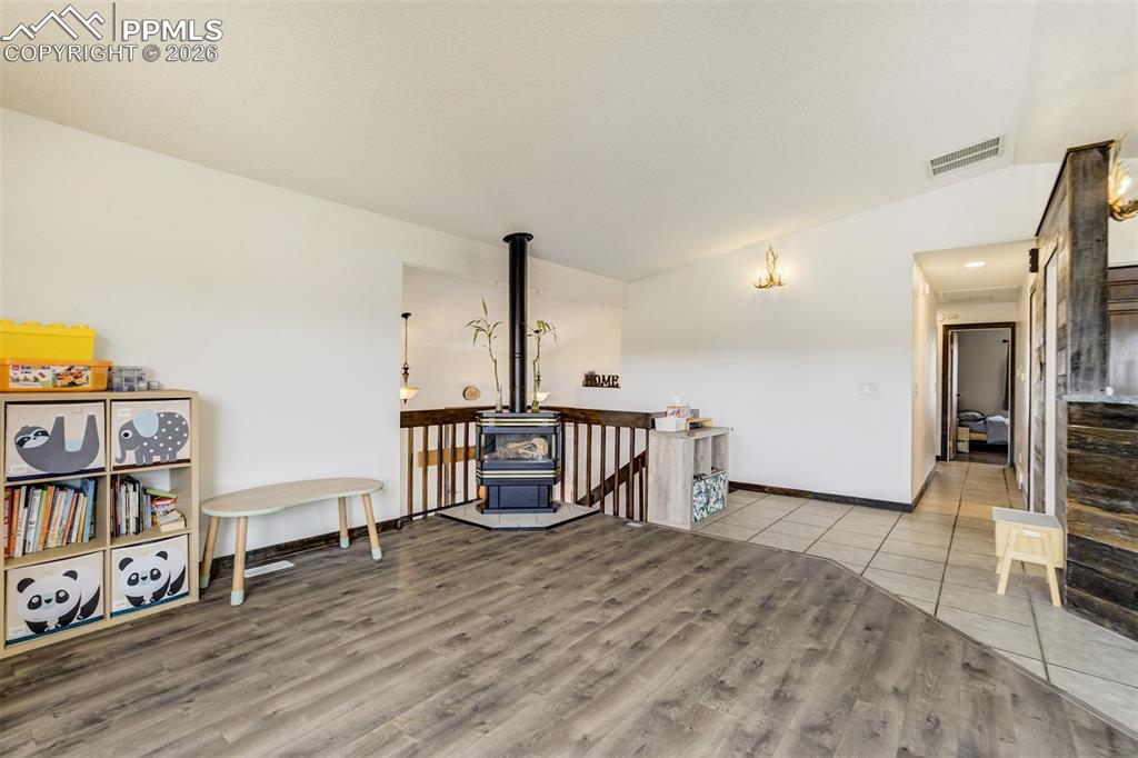 Image 12 of 49: Sitting Room