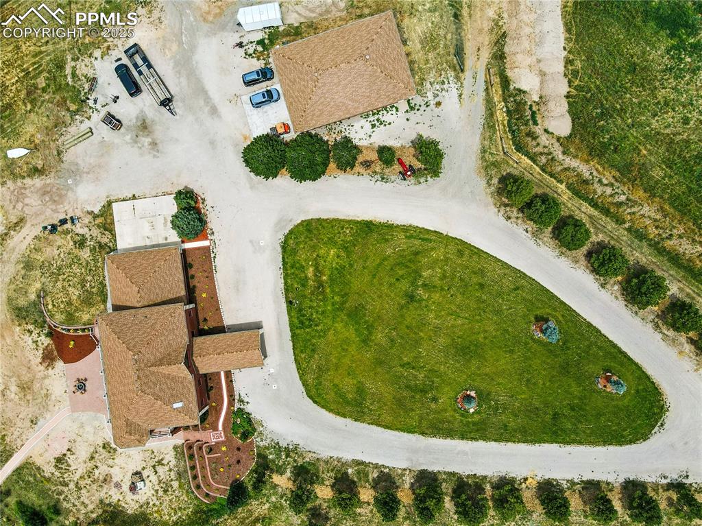 Image 46 of 50: Drone / aerial view