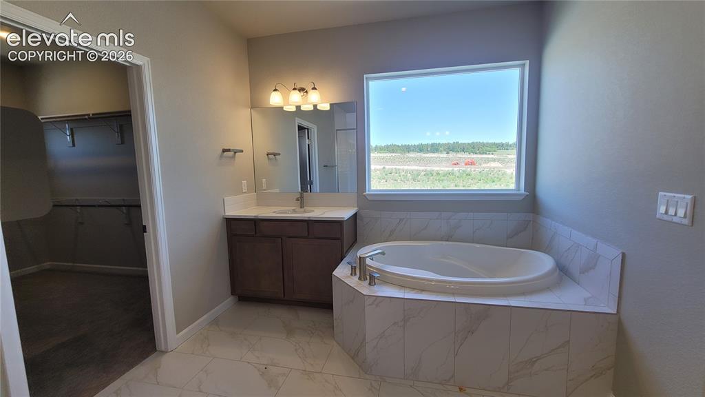 Image 21 of 50: Master Bathroom