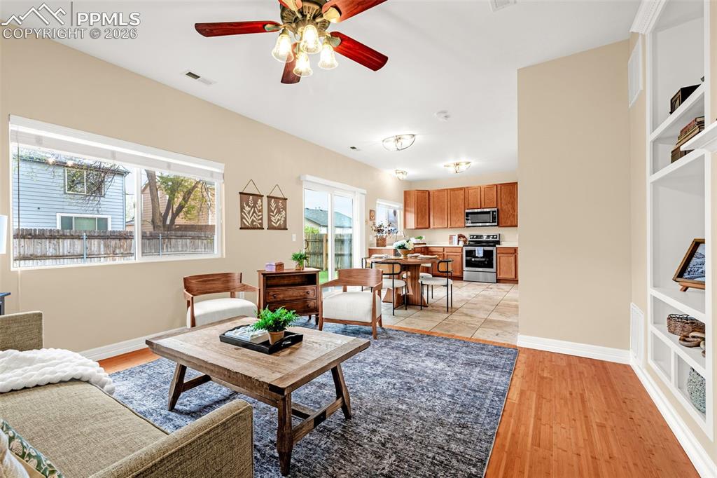 Image 11 of 36: Living Room