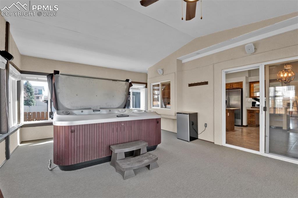 Image 37 of 50: Sun Room