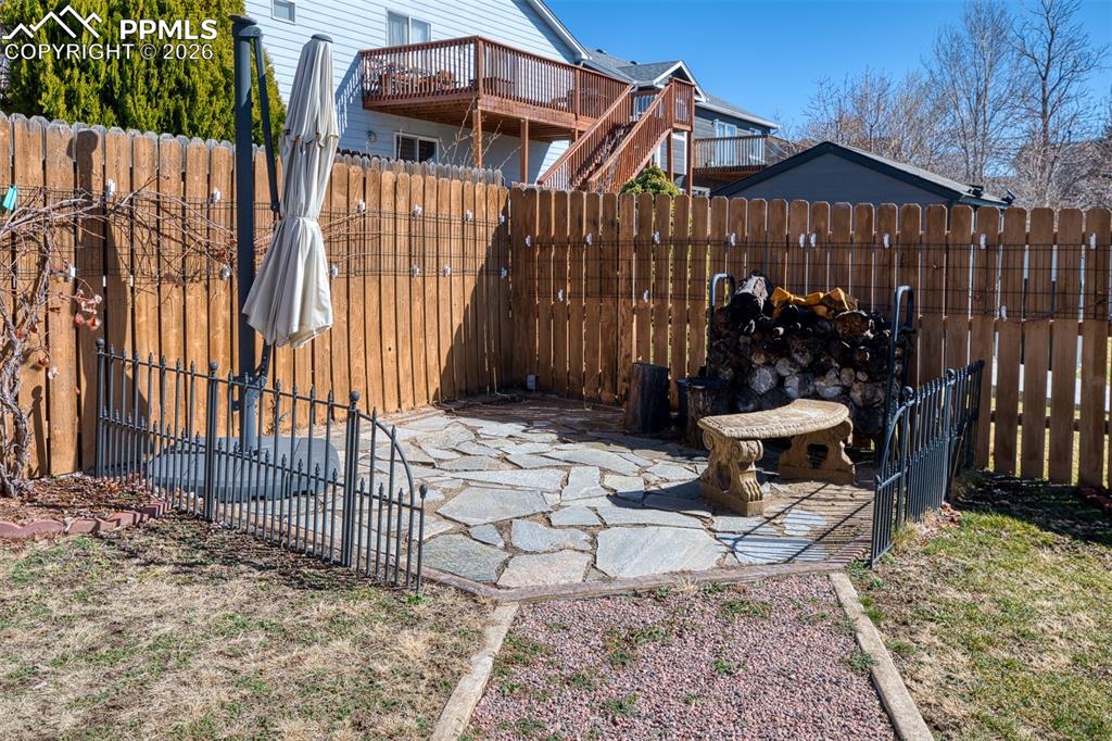 Image 45 of 50: Patio