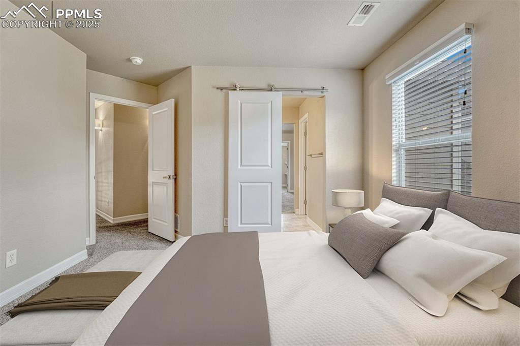 Image 36 of 49: Bedroom