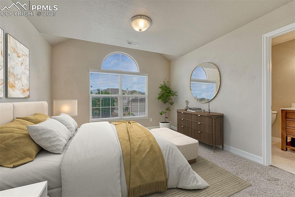 Image 41 of 49: Bedroom