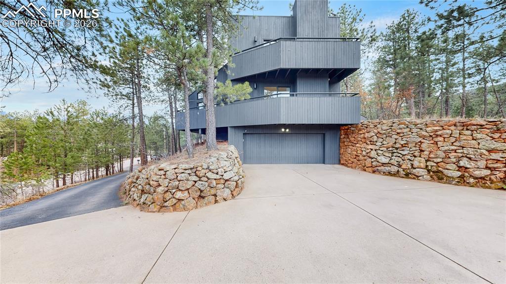 Image 37 of 44: Side of Structure