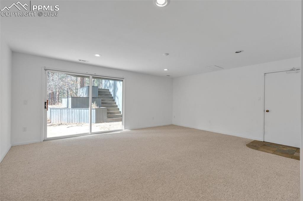 Image 46 of 48: Family Room