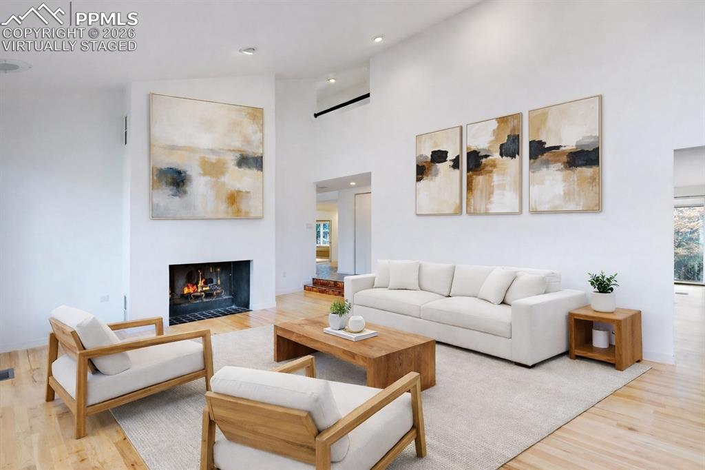 Image 5 of 44: Virtually staged photo