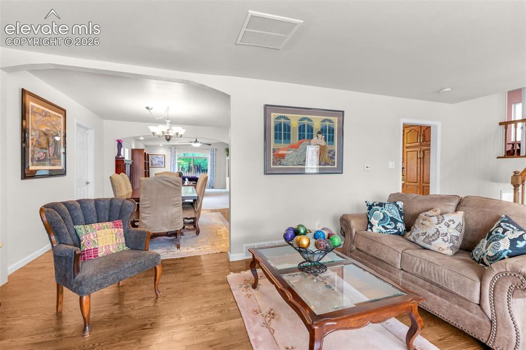 Image 6 of 38: Seller