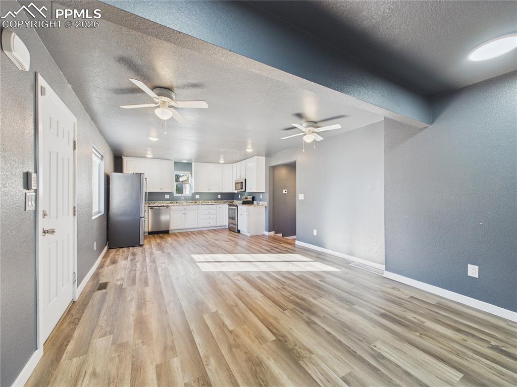 Image 7 of 36: Living Room