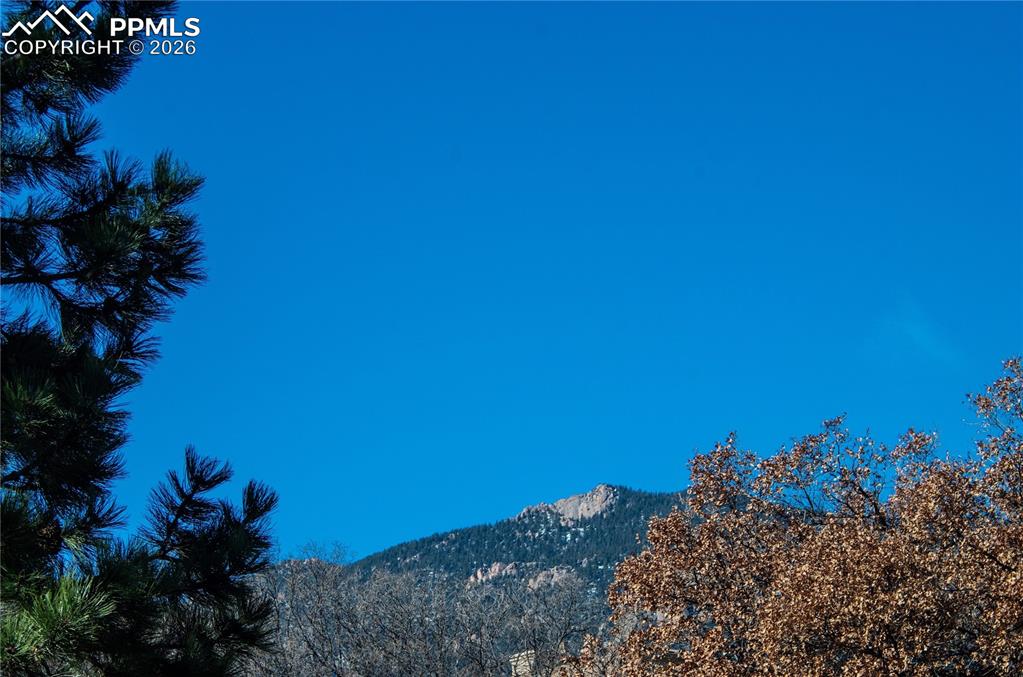 Image 35 of 50: View