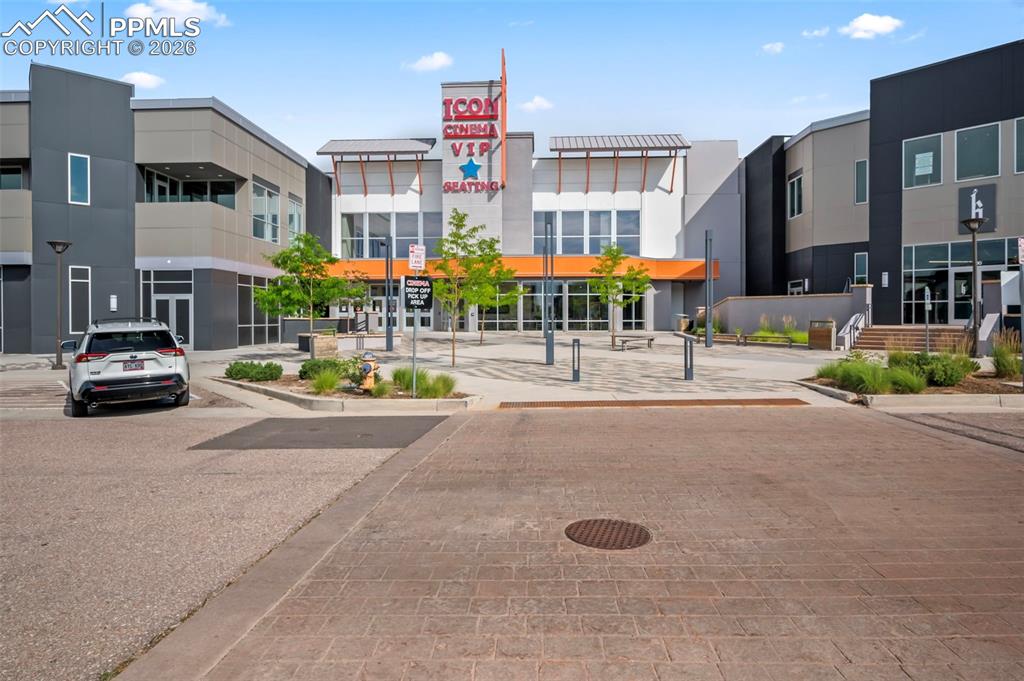 Image 7 of 27: Front of Structure