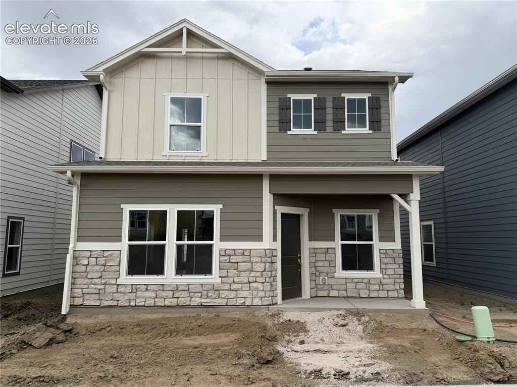 Image 1 of 31: Front of Structure