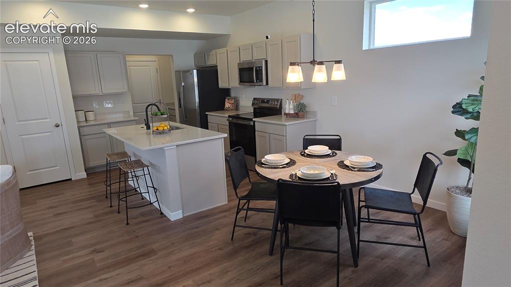 Image 16 of 31: *Image is of current furnished Greenbriar Model*