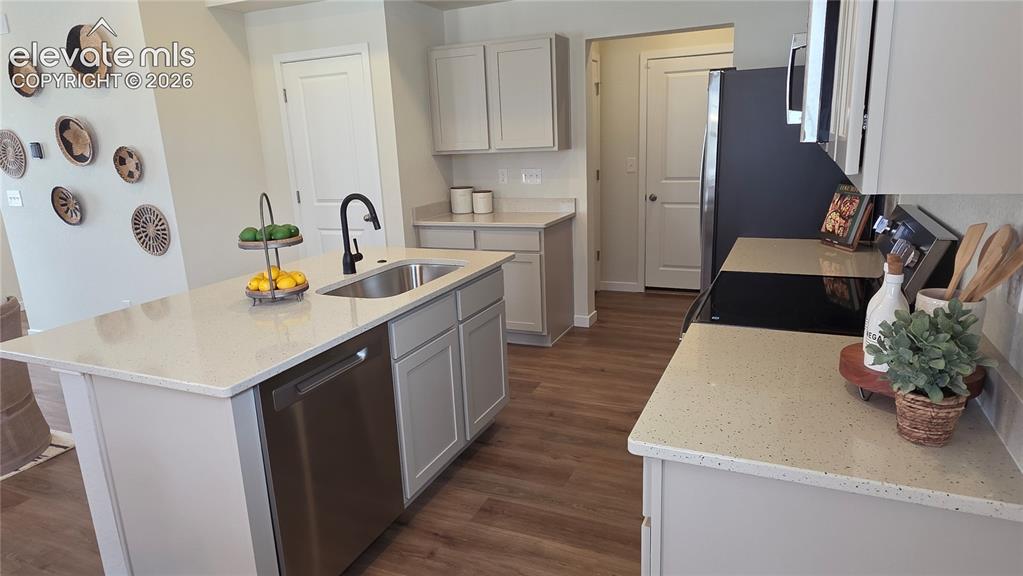 Image 17 of 31: *Image is of current furnished Greenbriar Model*
