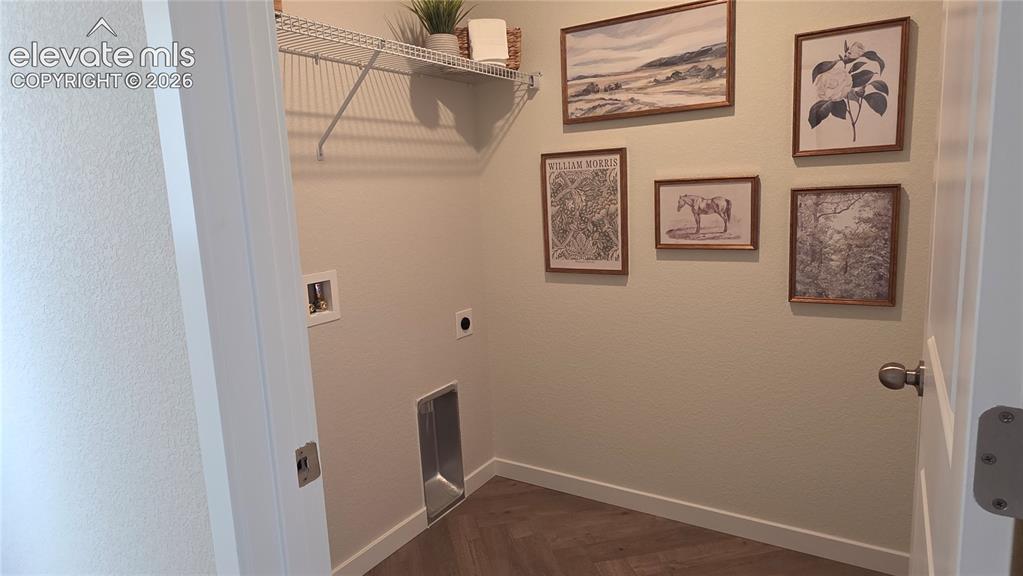 Image 22 of 31: *Image is of current furnished Greenbriar Model*