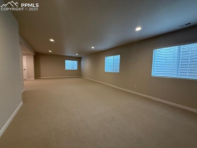 Image 18 of 23: Rec room