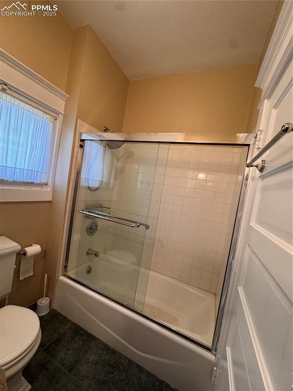 Image 10 of 16: Main Floor Bathroom