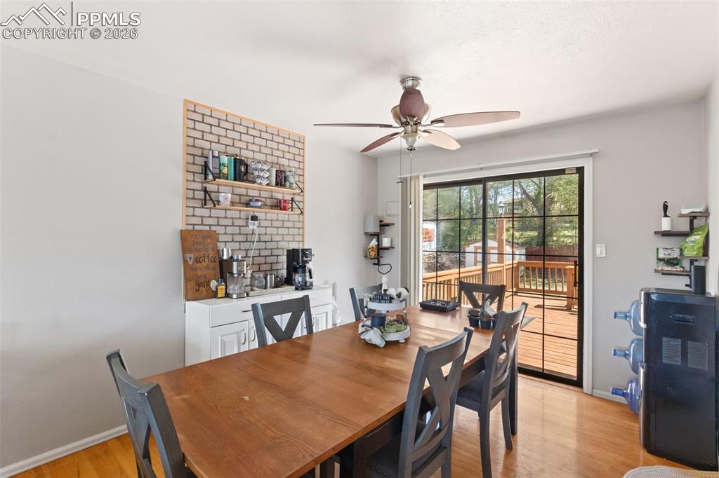 Image 12 of 40: Dining Room