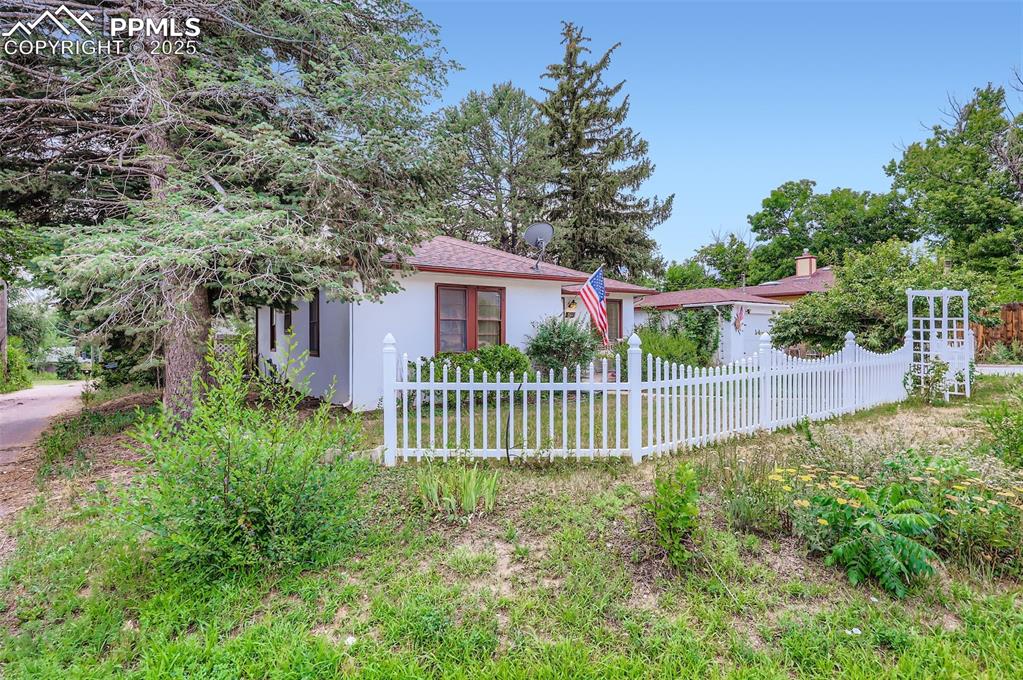 Caption: Front of Structure