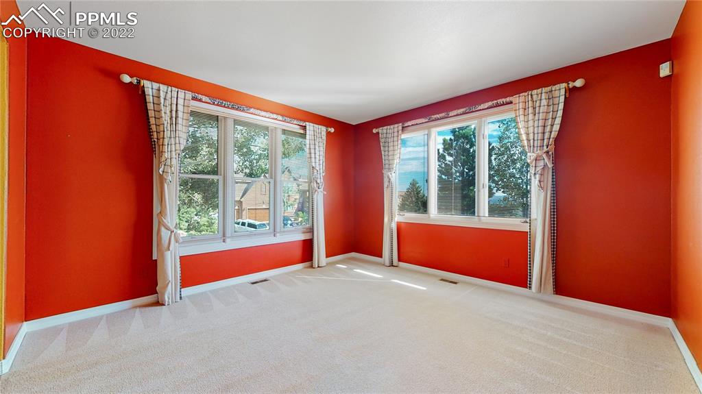 Listing 5185093, Image 6 of 46
