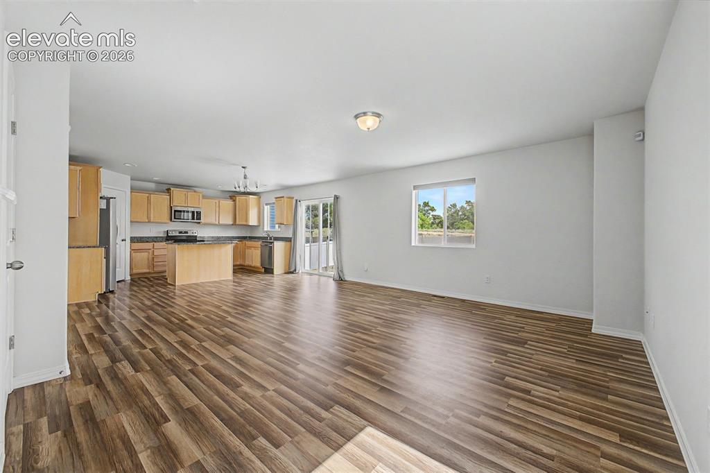 Image 6 of 41: Living Room