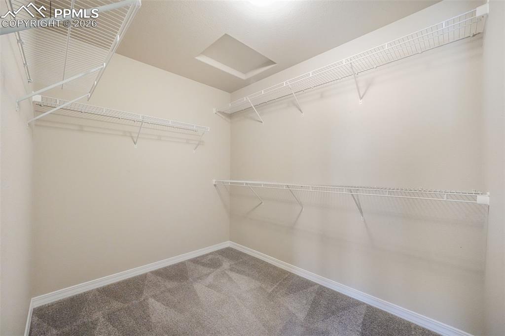 Image 24 of 50: Closet