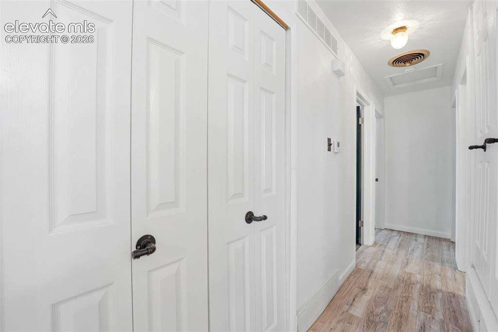 Image 11 of 47: Hallway