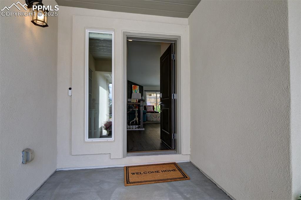 Image 11 of 44: Entry