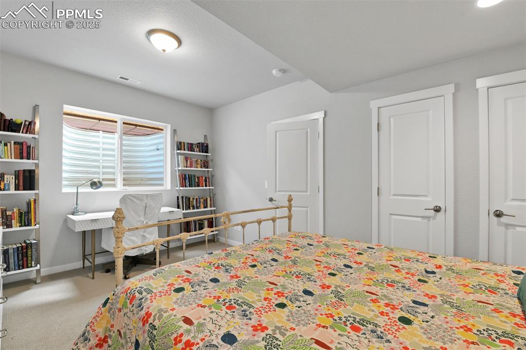 Image 36 of 44: Bedroom