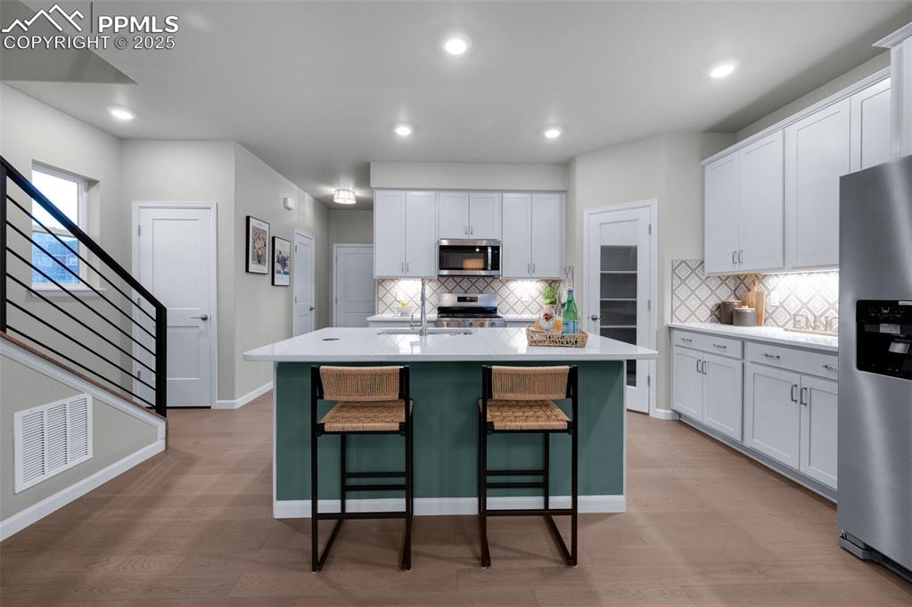 Image 11 of 42: Kitchen