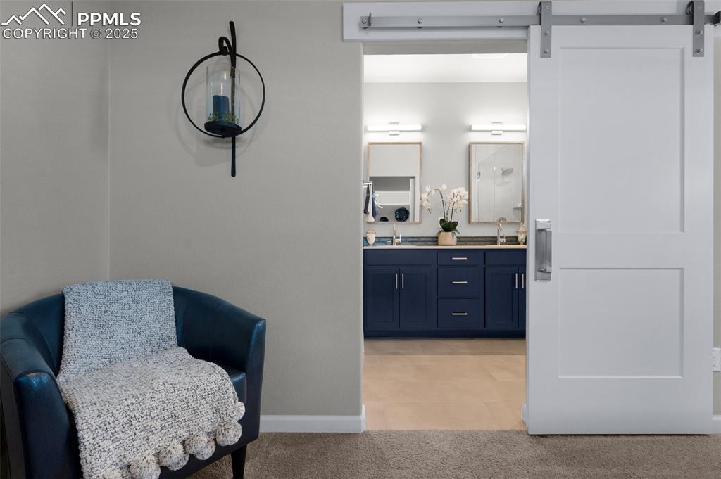 Image 26 of 42: Master Bedroom