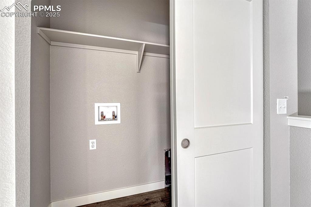 Image 37 of 50: Choose your finishes!