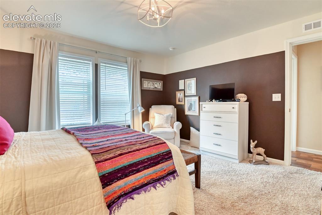 Image 32 of 43: Bedroom
