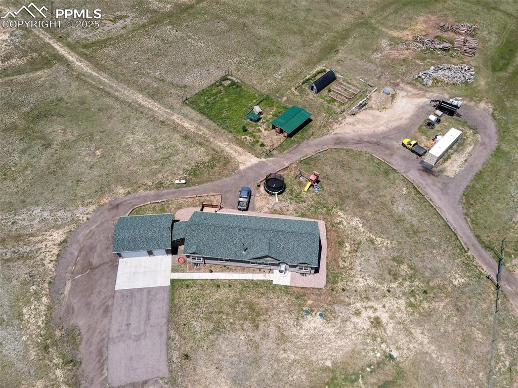 Image 35 of 47: View of property location
