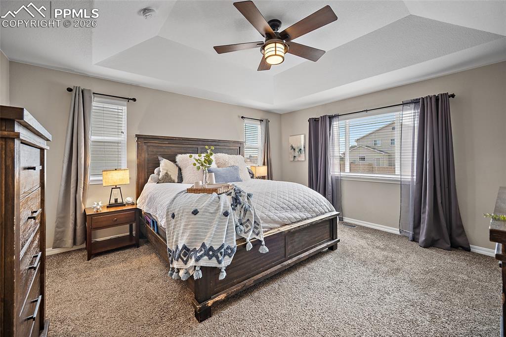 Image 21 of 49: Bedroom