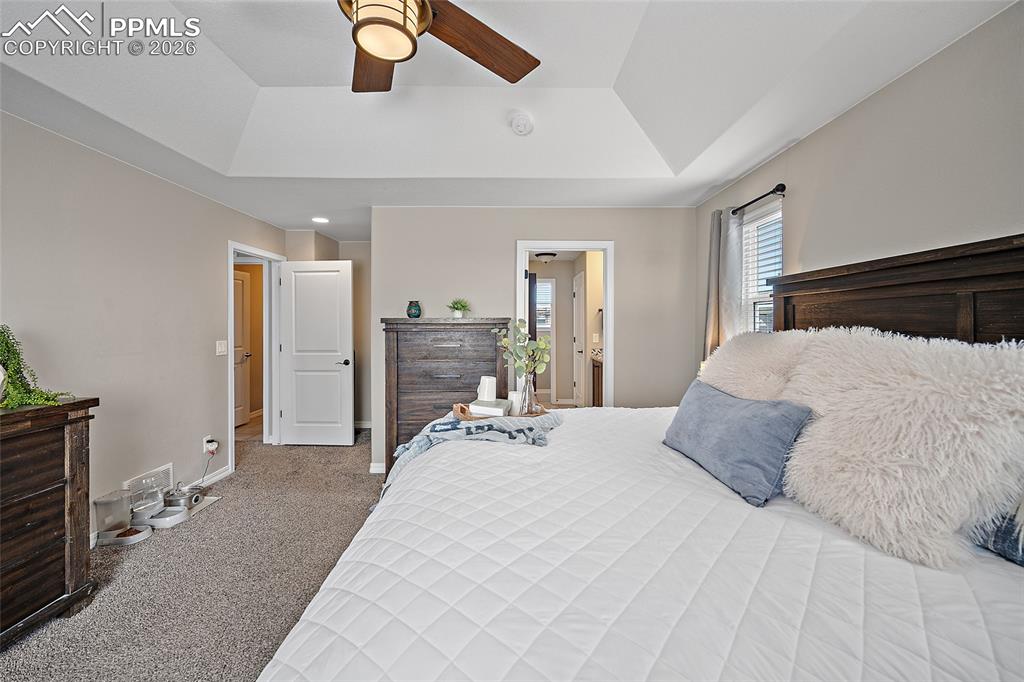 Image 24 of 49: Bedroom