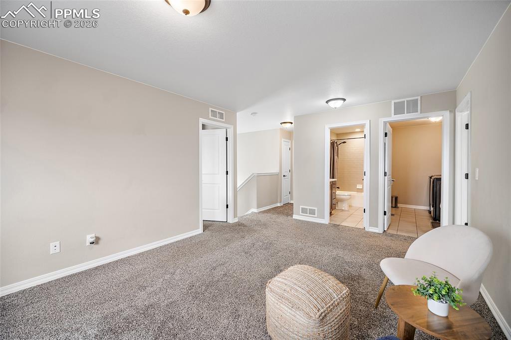 Image 31 of 49: Bedroom