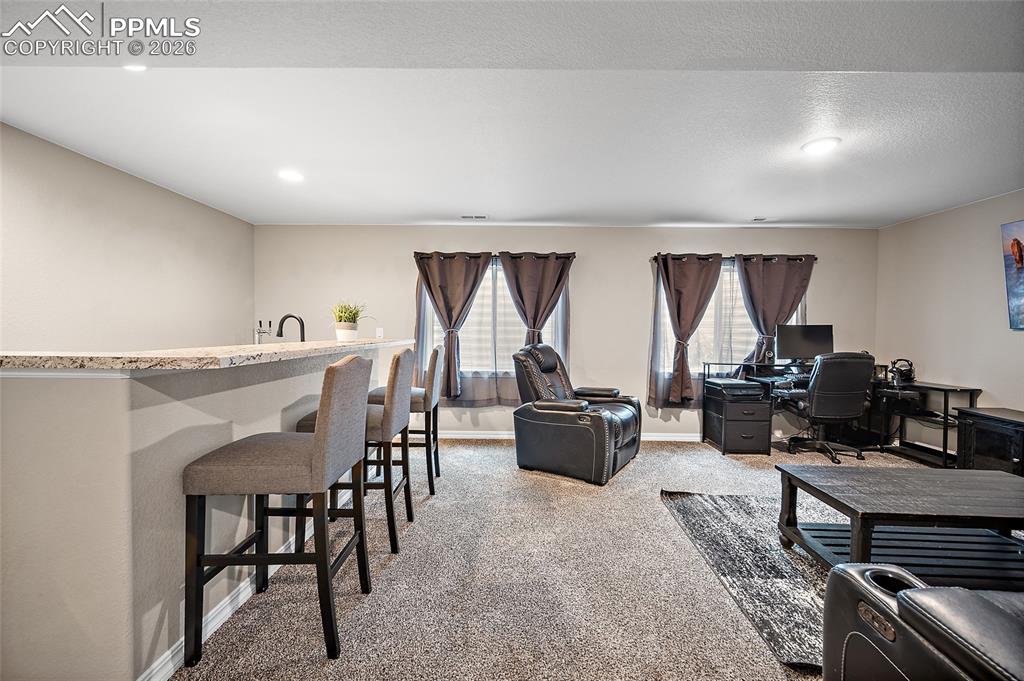 Image 35 of 49: Living Room