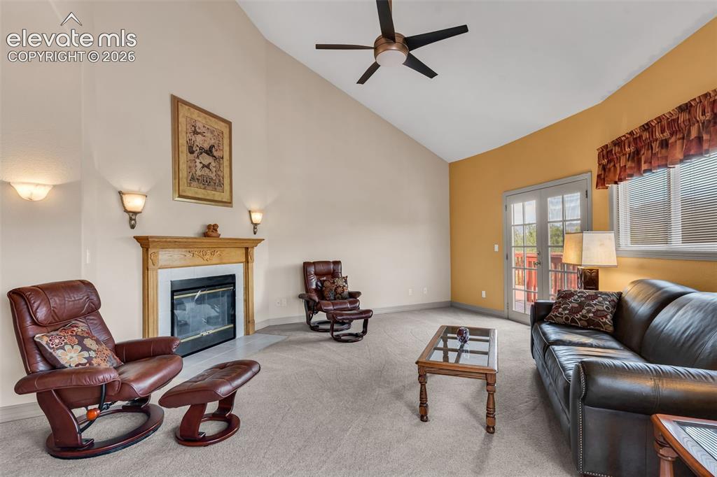 Image 16 of 50: Living Room