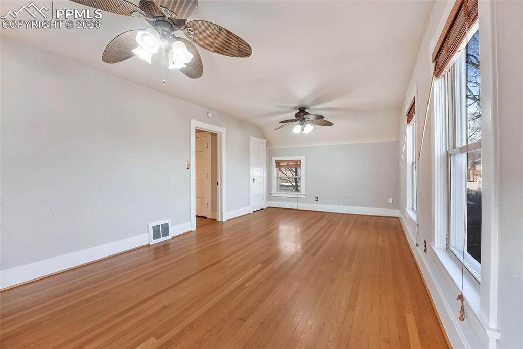 Image 26 of 49: Master Bedroom