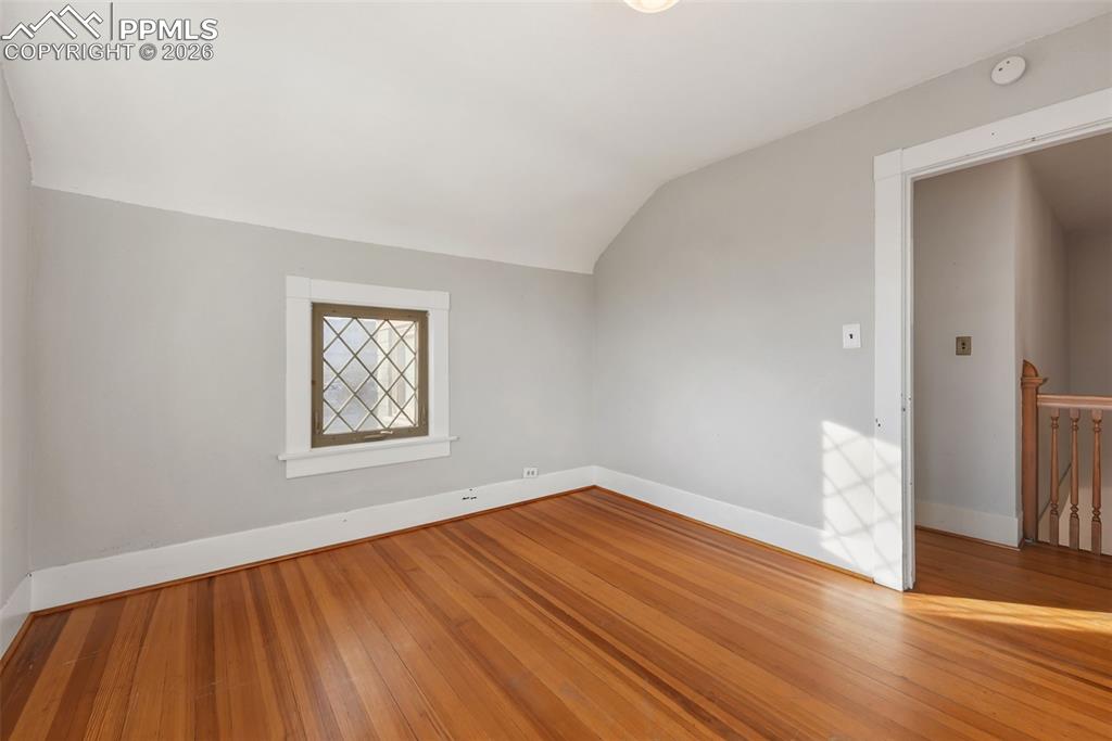 Image 30 of 49: Bedroom