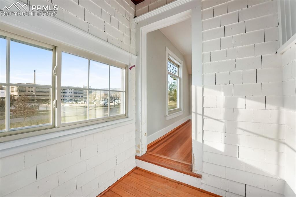 Image 37 of 49: Sun Room