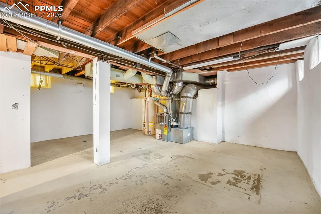 Image 40 of 49: Basement