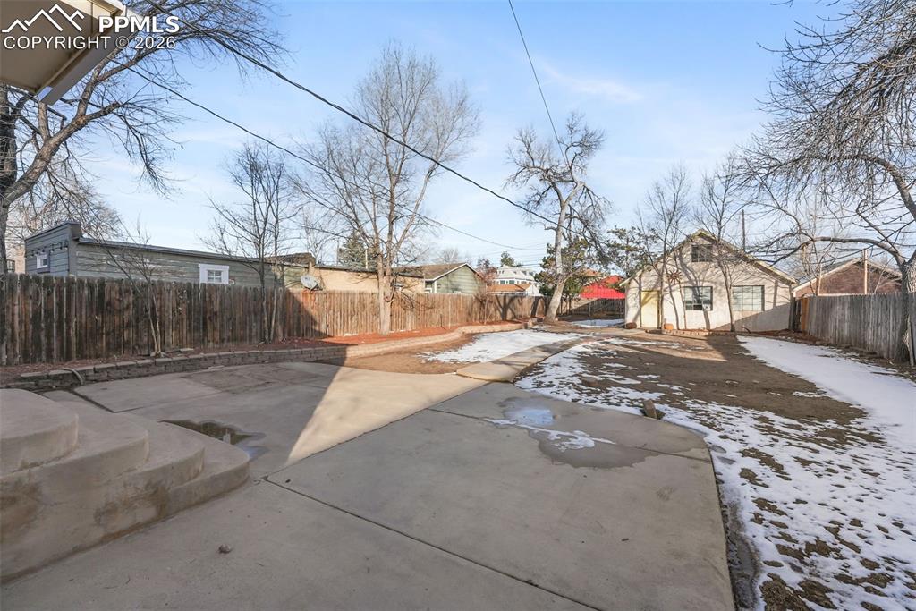 Image 45 of 49: Patio