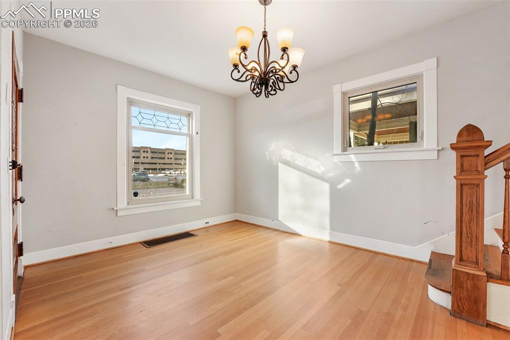 Image 5 of 49: Entrance Foyer