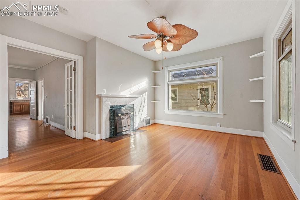 Image 6 of 49: Living Room