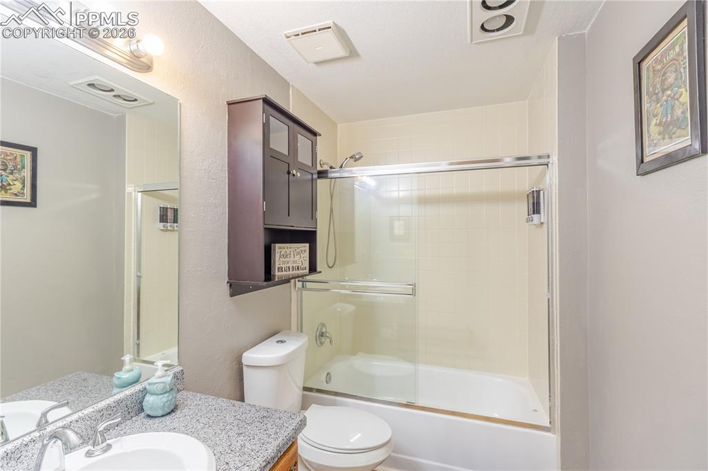 Image 30 of 50: Mother-in-law unit