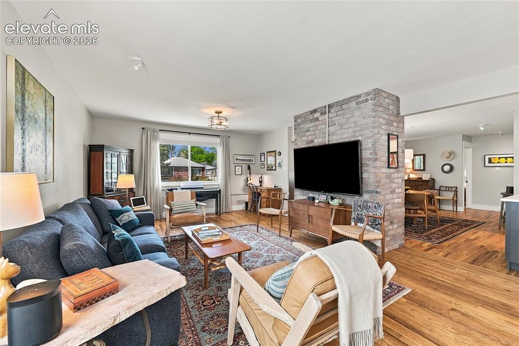 Image 15 of 50: Living Room